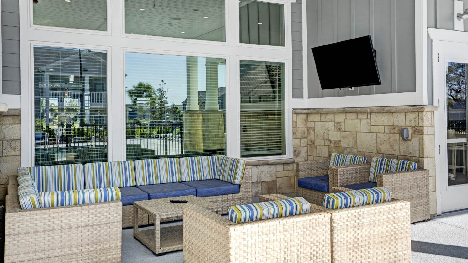 View Photos & Virtual Tours Springs at Hibiscus Crossing Apartments